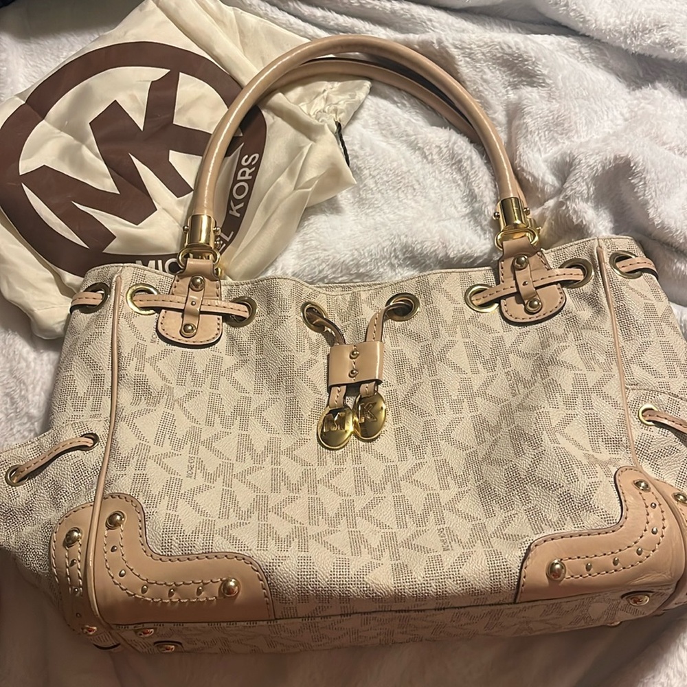 Michael Kors Tan Handbag
